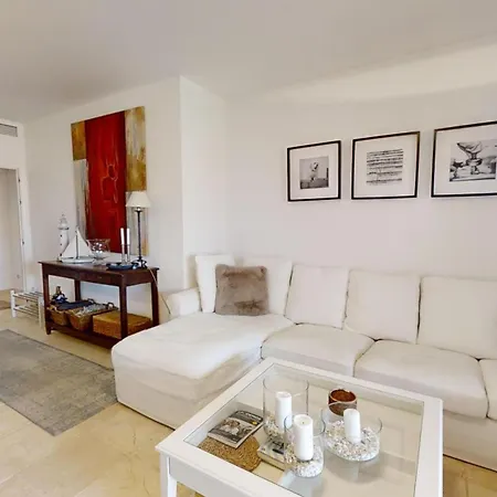 Luxury Ground Floor With Facilities Apartment *
