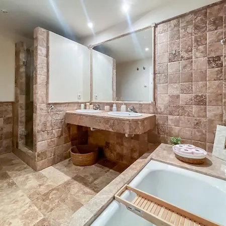Apartment Luxury Ground Floor With Facilities